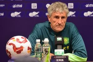 记者：塞蒂恩将球队带得如此涣散 国安不换帅就是不作为