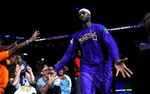 天天黑詹姆斯却没人搭理你？夸梅：？我甚至收到了一份工作邀请