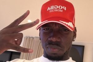 暗示即将首秀？博格巴社媒晒自拍照：联赛来了，兄弟们